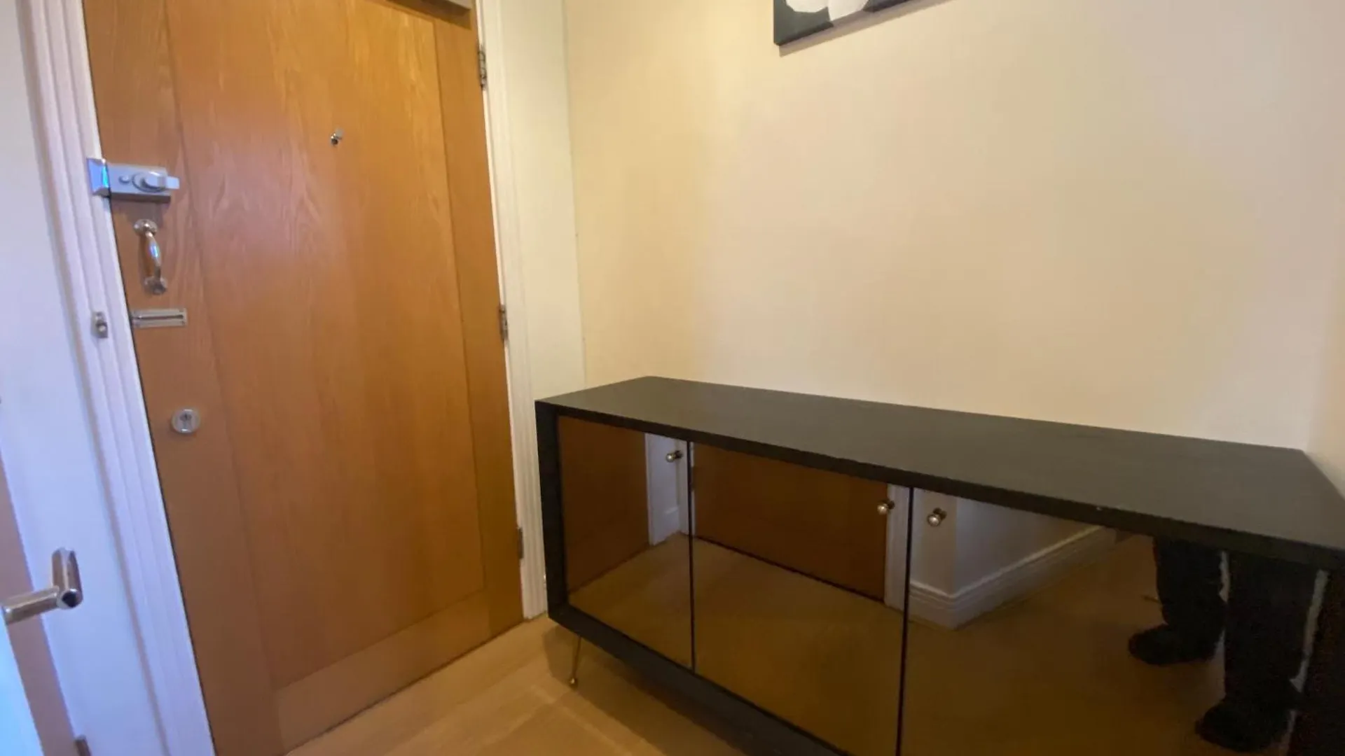 Cosy 2 Bedroom Royal Docks Apartment Londres 0*,  Reino Unido