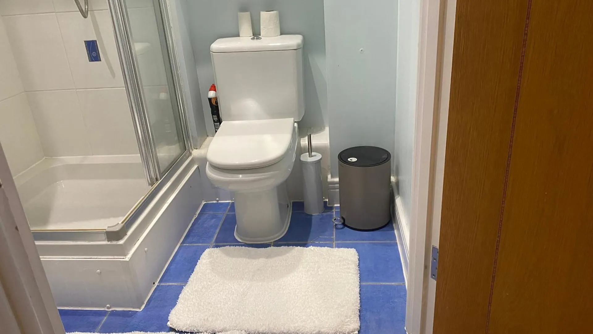 Cosy 2 Bedroom Royal Docks Apartment Londres