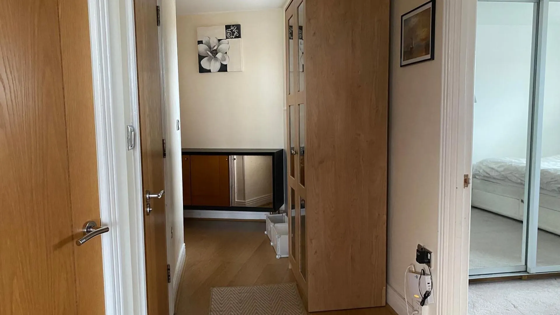 Cosy 2 Bedroom Royal Docks Apartment Londres